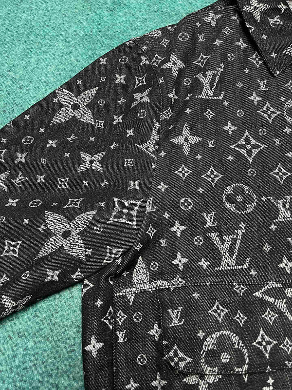 LV Jacket 110322