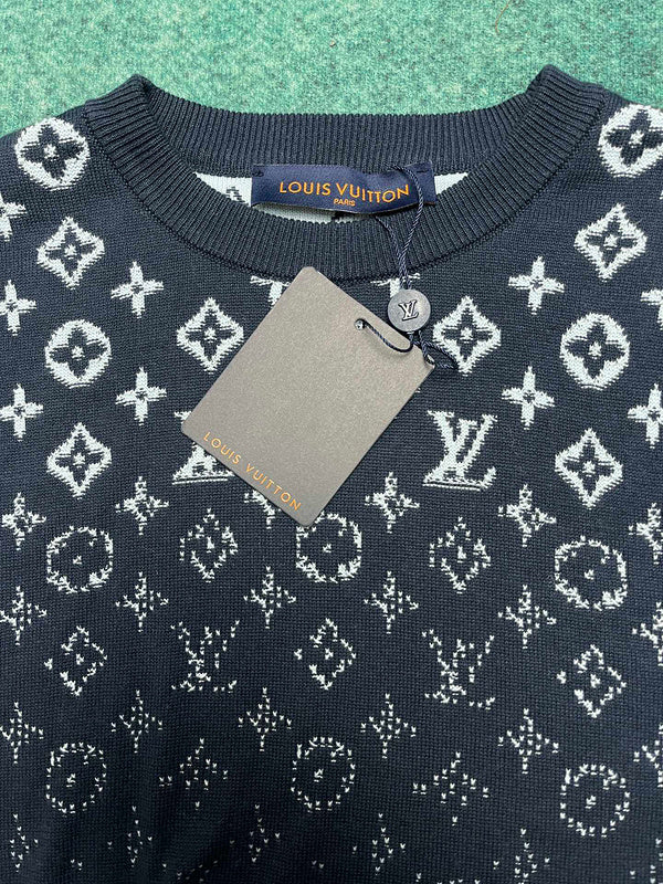 LV LongTee 111210