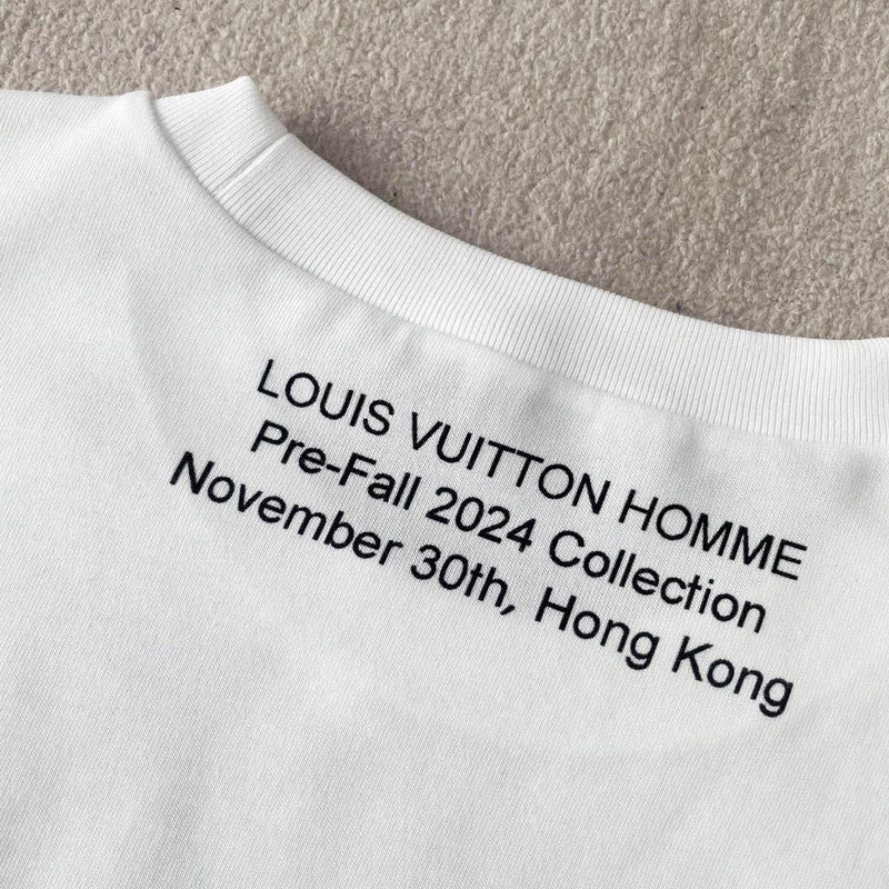 LV T-shirt 032409