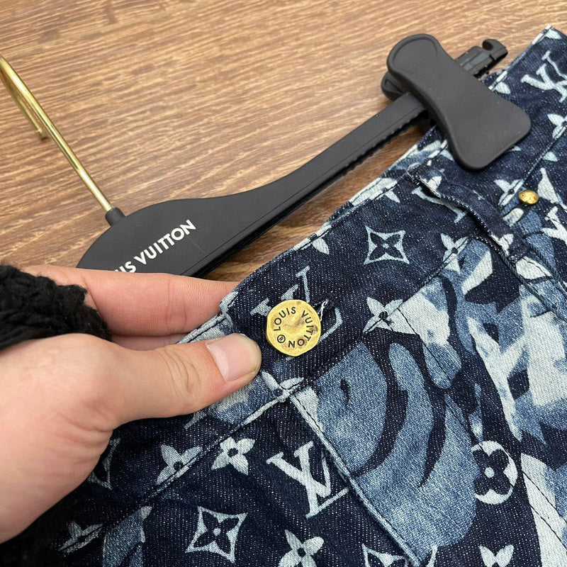 LV pants 122371