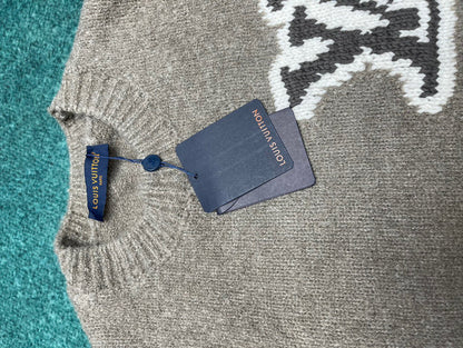 LV sweater 102606